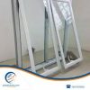 jendela aluminium putih model casement dorong